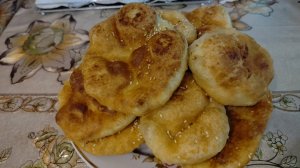 Узбекская кухня. "Чальпак" к чаю, воздушный и хрустящий.