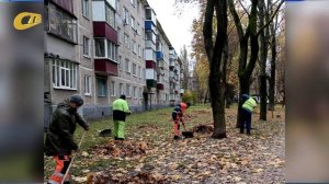 СОТРУДНИКИ ГОРОДСКОЙ КОММУНАЛЬНОЙ СЛУЖБЫ ЖЕЛЕЗНОГОРСКА ВЕДУТ ПОДГОТОВКУ ГОРОДСКИХ УЛИЦ К ЗИМЕ