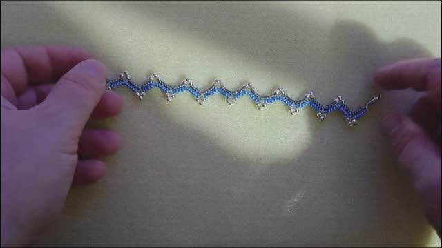 Мастер класс\ Браслет из бисера/ " Молния"\ МК смотреть онлайн