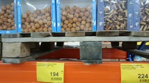 С ДОЧЕЙ В МАГАЗИН СХОДИЛИ УДАЧНО/НАЖАРИЛА ПИРОЖКИ.