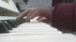 Пианино: "Светит месяц"