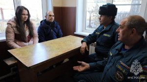 Маршрут перестроен: бдительные пожарные спасли жизнь пожилой женщине