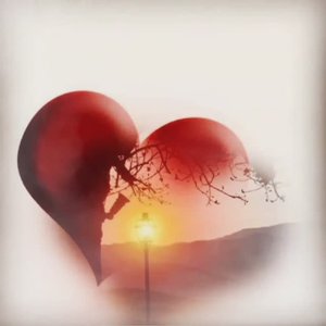 "Я так скучаю по тебе, я так скучаю". Отличная песня про любовь и разлуку.