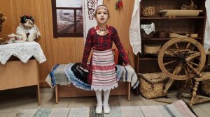 Чтение стихотворения Ашальчи Оки "Дом родной, земля родная"