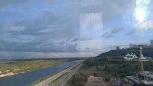 На канатной дороге.