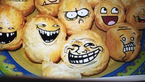 Рыма чек - расплылась , делают вид , что дальний БОЙЩИК должен приехать ...