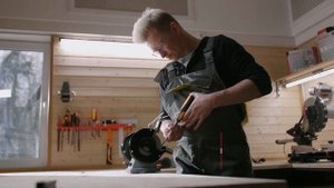 Точильный станок Ресанта Т 125 200 в работе