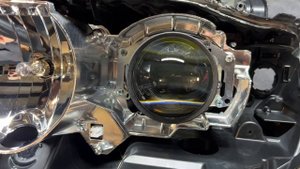 Mitsubishi Pajero Sport - замена линз на диодные Expression Drive