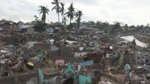 Разрушительный тайфун "Калмаэги" унес жизни десятков человек на Филиппинах