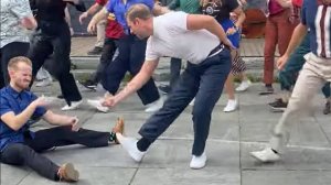 Убийственный танец буги-вуги — БЕЗУМНО БЫСТРЫЕ НОГИ! #Танцы