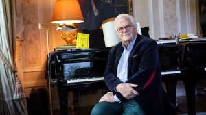 В бундестаге потребовали лишить дирижера Франца госнаграды за поездку в Москву