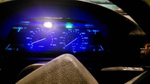 Замена ламп приборной панели иж 2126 на led лампы.