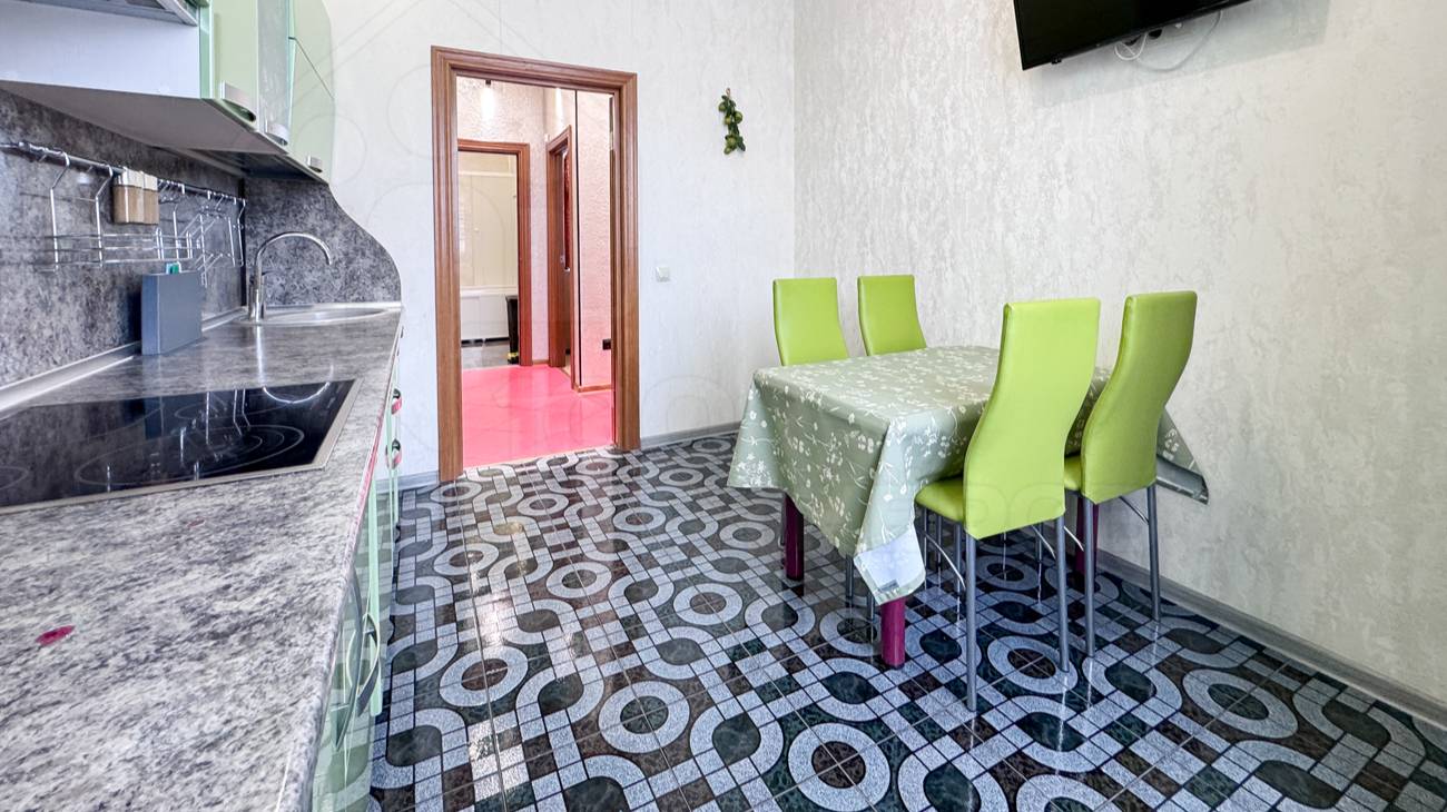 Рум-тур по 2-к квартире по адресу: ул. Снежная, 12 (Зеленый Берег) (продажа, Иркутск) смотреть онлайн