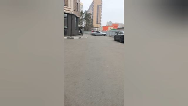 гулянки но я иду в школу один