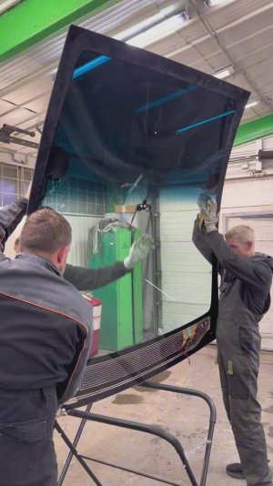 Замена лобового стекла Tesla Model X ремонт стекла Тесла Модель Х в Санкт-Петербурге