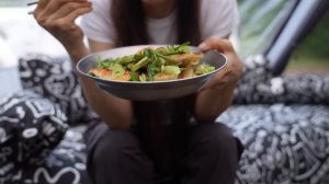 Кемпинг под дождём, роскошная надувная палатка 😊😊😊