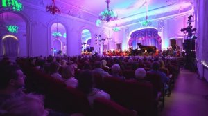 Музыкальный мост между эпохами: Леонид Левашкевич представил романтический цикл «Времена года»