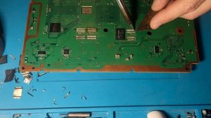 Замена конденсаторов NecTokin на PlayStation® 3, полное руководство по ремонту