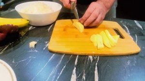 Когда не знаешь, что готовить, готовь мясо 🥩 на подхвате у шеф-повара 🧑🍳