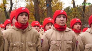 Настоящее единение: самарские юнармейцы поздравили ветерана мини-парадом