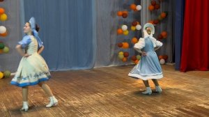 Танец «Тень -тень»- дуэт Коновалова Е., Фомина А.