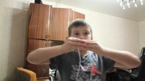 показываю фокус с проводом