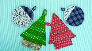 Новогодние подарки своими руками, прихватки Ёлки для кухни. Лоскутное шитьё для начинающих.