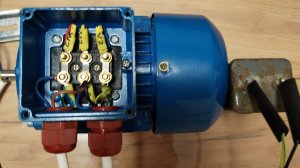 Как подключить трёхфазный электродвигатель через сеть 220 вольт