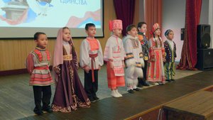 251106 Для школьников Радужного  организовали информационный час ко Дню народного единства