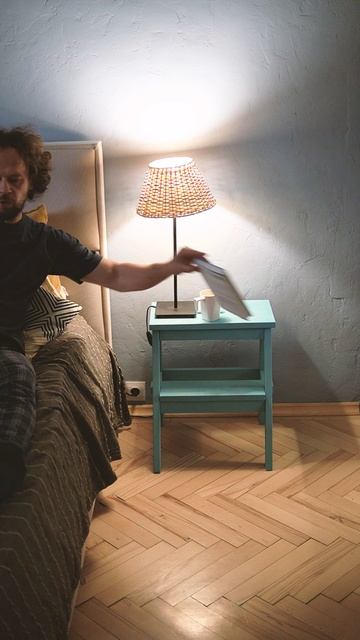 Как обустроить уютный уголок: Книга, свет и волшебный табурет Алиса