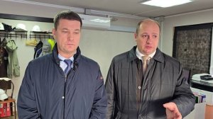 Строительную площадку школы в 26-м микрорайоне Братска посетили мэр города Александр Дубровин и сена