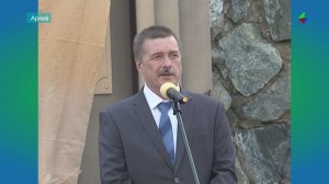 Памятные места Лесного: памятник Первостроителям