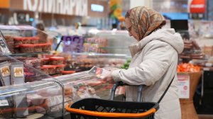 Наценку торговых сетей на товары предлагают установить на уровне 15%