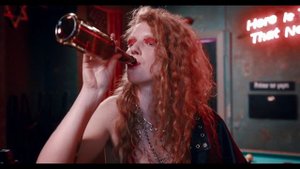 Такое со стороны женщины прощают только слабые мужчины, которым изменят