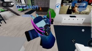 играю на новом аккаунте но тругой заблокировали☹️😭😭😭😭🤧🤧