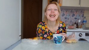 Мукбанг, пирожки с яйцами и повидлом, вы меня смотрите, повседневная жизнь