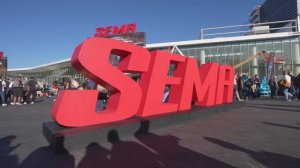 Лучшие легковые и грузовые автомобили на выставке "SEMA" 2025