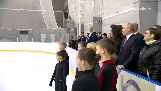 "Красавцы" - Путин оценил тренировку фигуристов в самарской "Орбите"