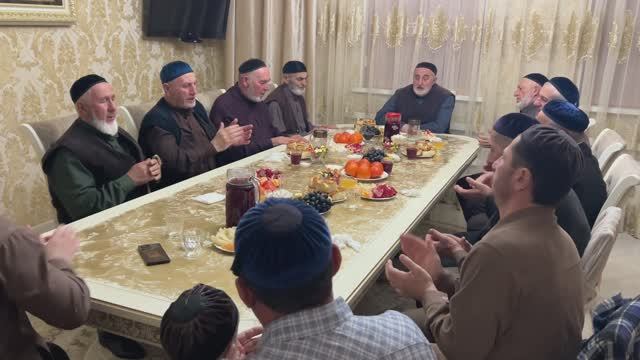 31.10.2025 год   БIаь зикар по погибшим в пригородном районе в 1992 году смотреть онлайн