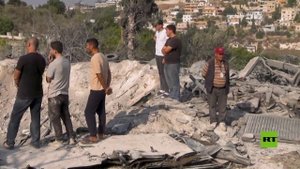 دمار واسع خلفه قصف إسرائيلي على ورش صناعية في بلدة طورا جنوب لبنان