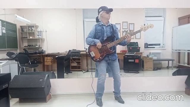 Ritchie Blackmore's Rainbow - Catch The Rainbow (Bass cover) смотреть онлайн