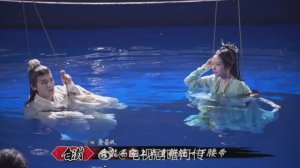 Закадровые съемки дорамы "Легенда о темной реке". Сцена в бассейне