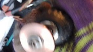 Втягивающее срабатывает, а стартер не крутит