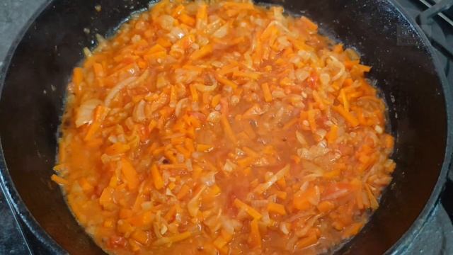 Булгур На сковороде с овощами. булгур