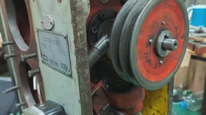 Ремонт фрезерного станка ВМ130. Монтаж коробки подач