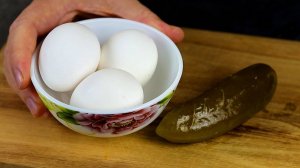 Как можно приготовить ЯЙЦА, чтобы они стали еще вкуснее и аппетитнее! Простой и быстрый рецепт!