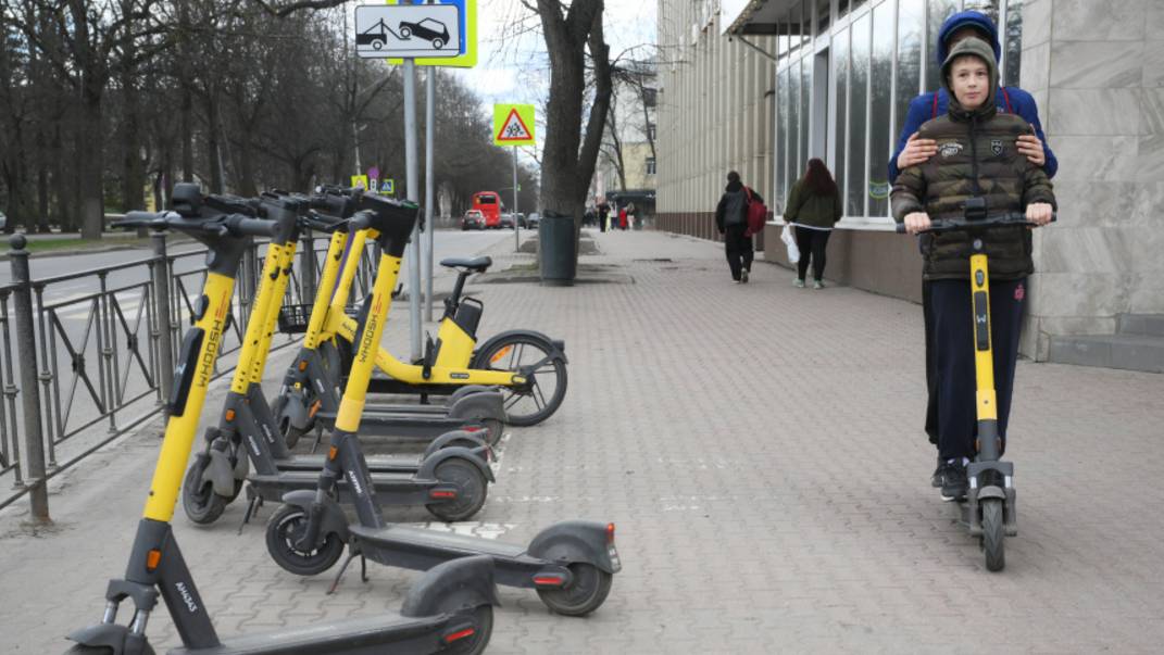 В России готовят новые ограничения для электросамокатчиков