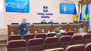 На очередной комиссии по делам несовершеннолетних и защите их прав 5 семей и 2 подростка поставлены