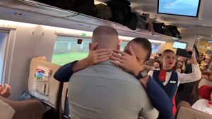 ♥️ Пассажир «Сапсана» сделал предложение проводнице прямо во время рейса