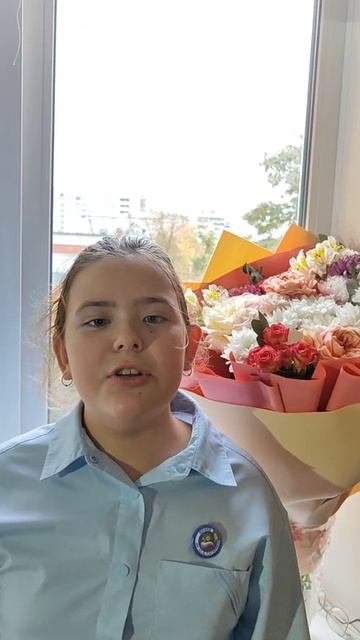 "Листопад", Читает: Данилова Дарья, 10 лет